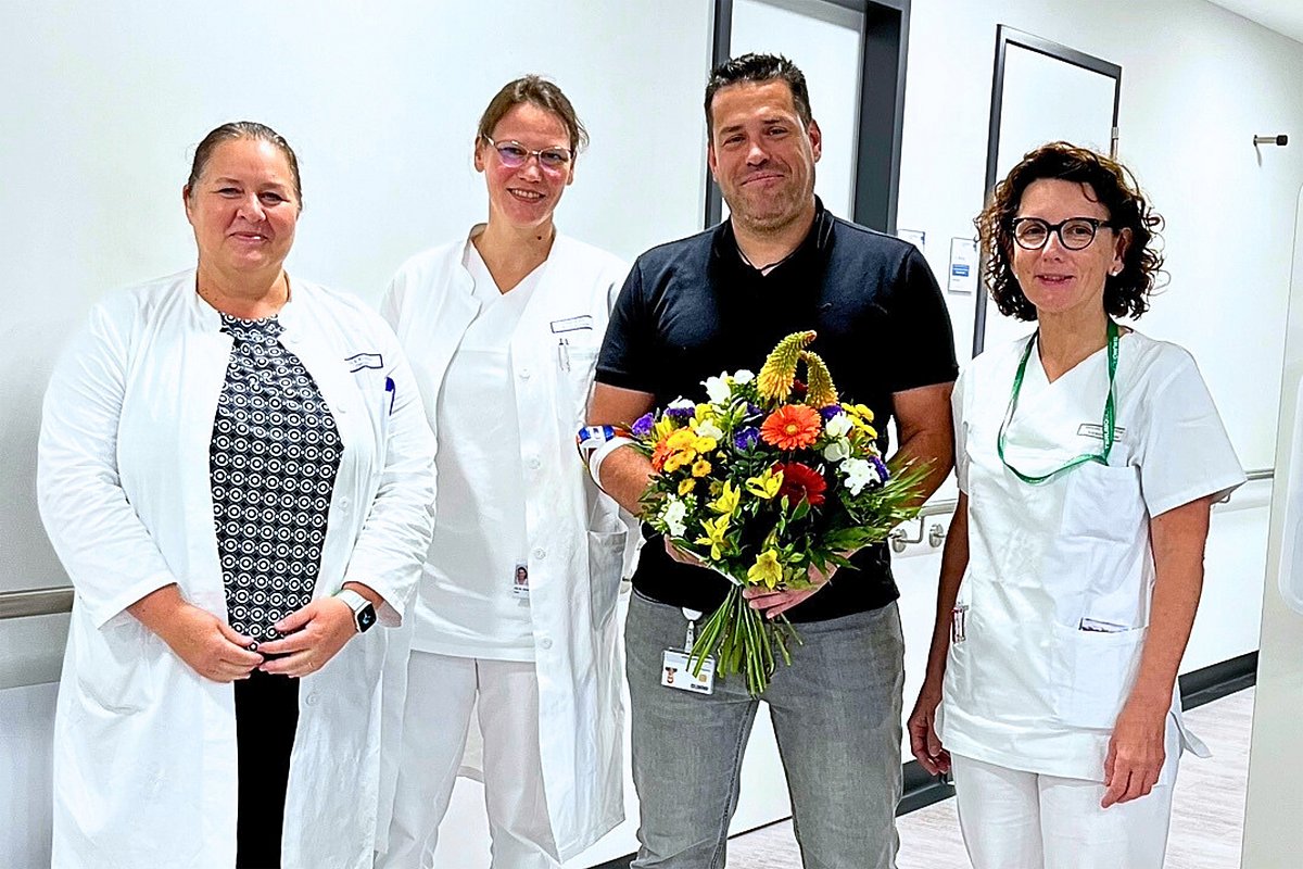 Rezensionen Für Augenklinik Des Uni-klinikums Erlangen Seit 20 Jahren Lebensretter - Augenklinik | Uniklinikum Erlangen