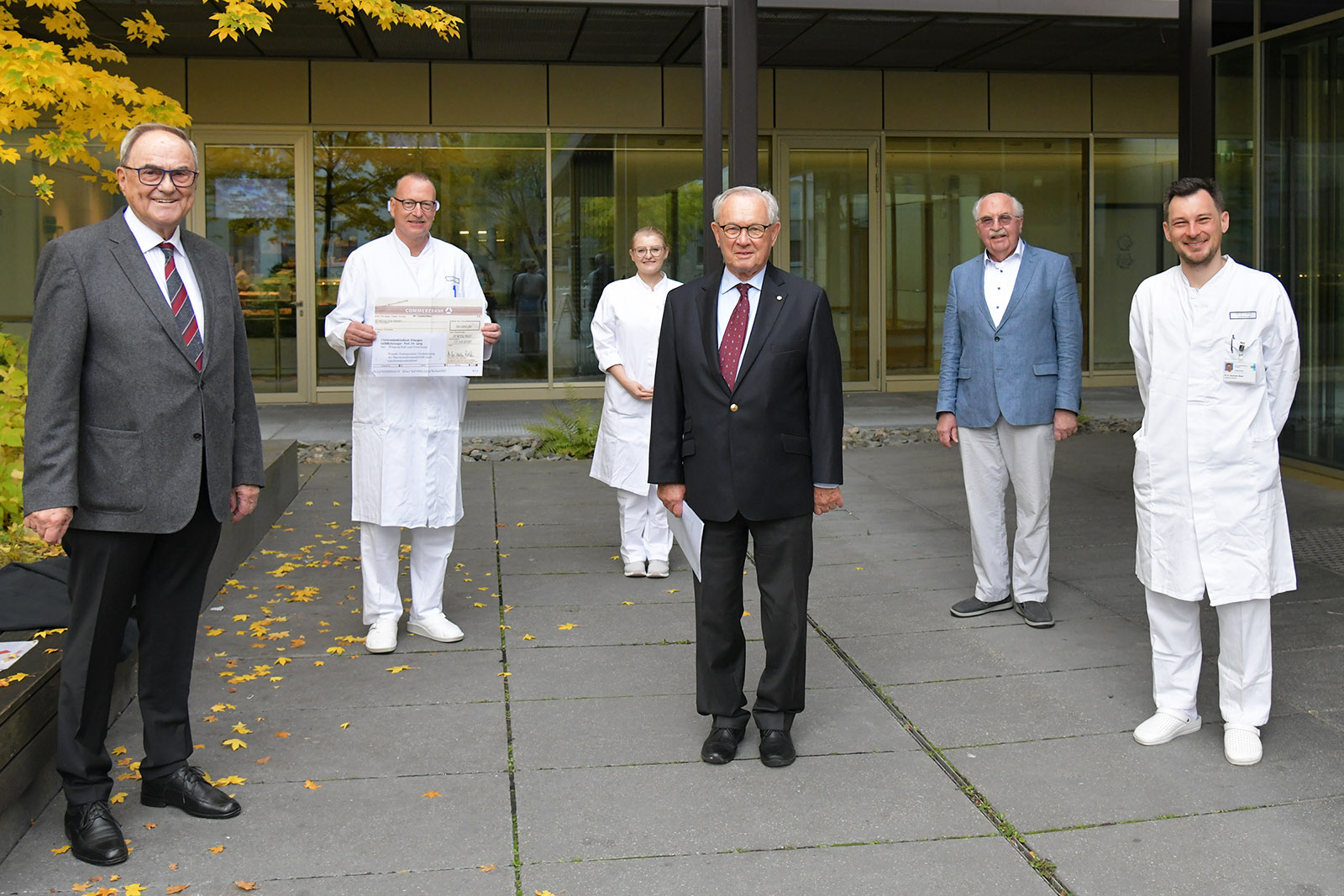 Rezensionen Für Augenklinik Des Uni-klinikums Erlangen Augenklinik - Augenklinik | Universitätsklinikum Erlangen